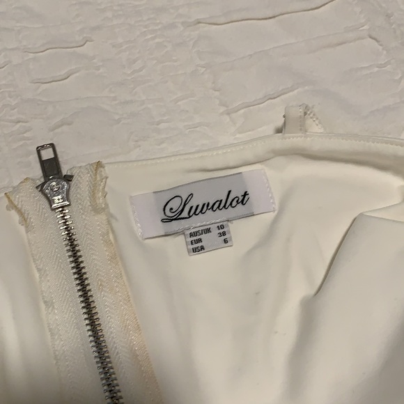 Princess Polly size 6 spaghetti strap crop top - Picture 6 of 6